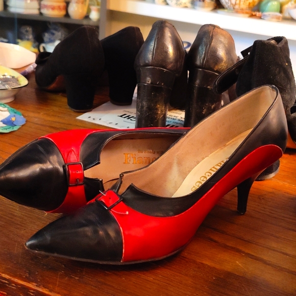 Vintage 1950s Fiancees "spectator" style pumps, size 7 - Picture 1 of 7